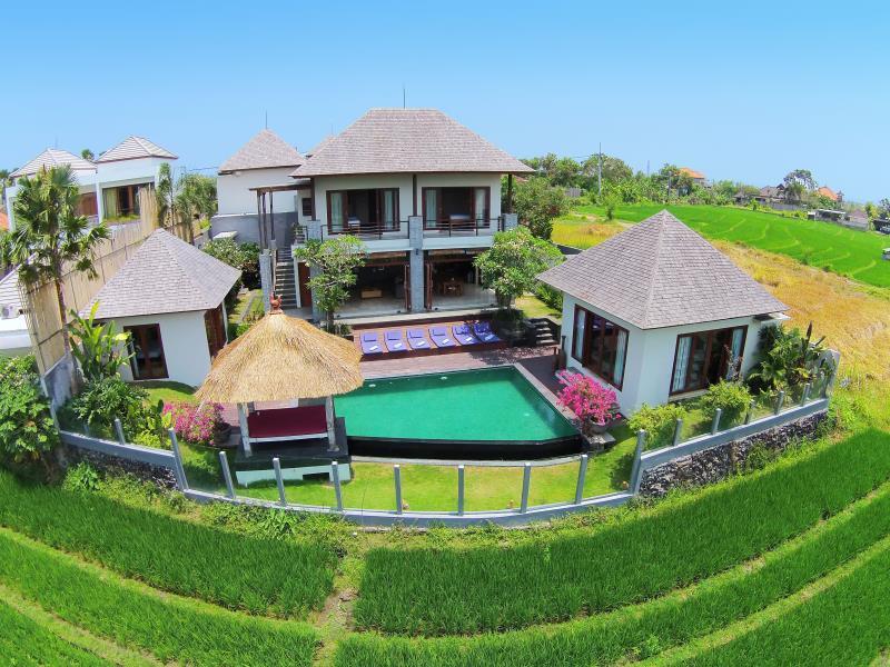 Umpadhi Canggu Exterior foto